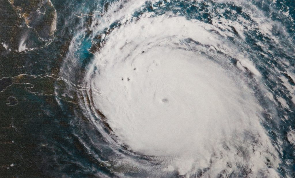 Should You Cut Your Grass Before a Hurricane in Florida?